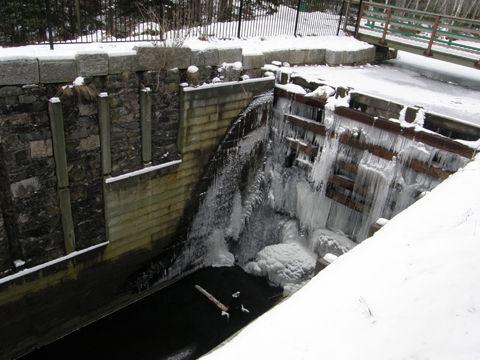 Canal lock