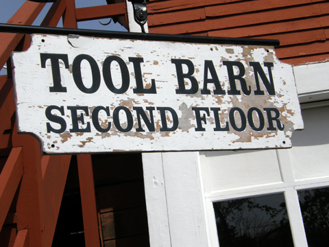 Tool barn store near me