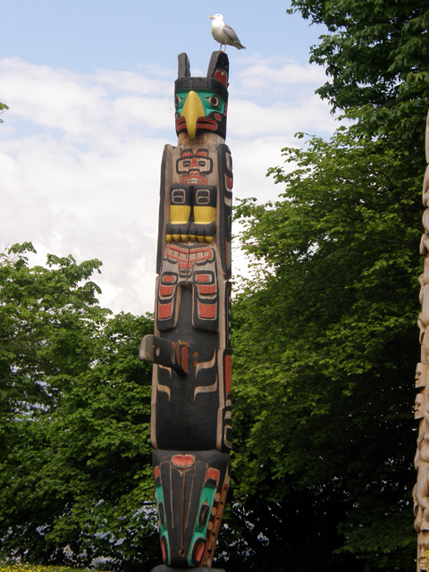 The Oscar Maltipi Pole Of Totem Park