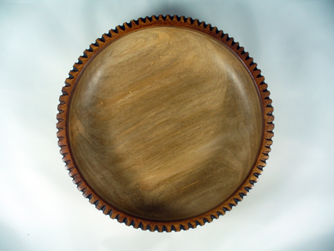 Peyoke Bowl With A Notched Rim