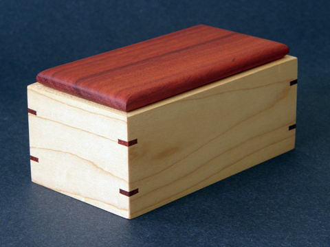 A Maple And Padauk Box With Splines