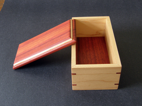 A Maple And Padauk Box With Splines