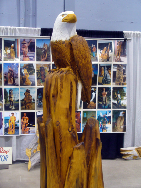 Chainsaw carving