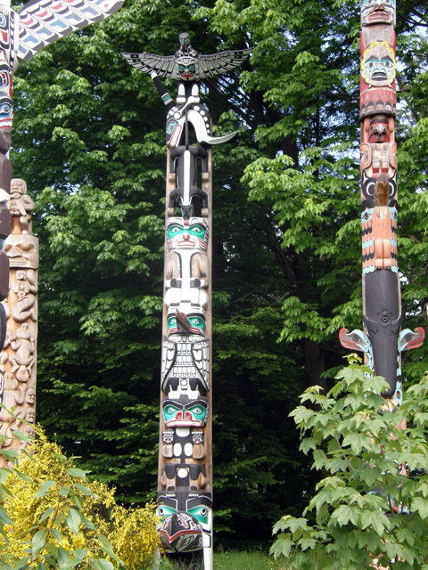 The Totem Poles Of Totem Park - Ravenview